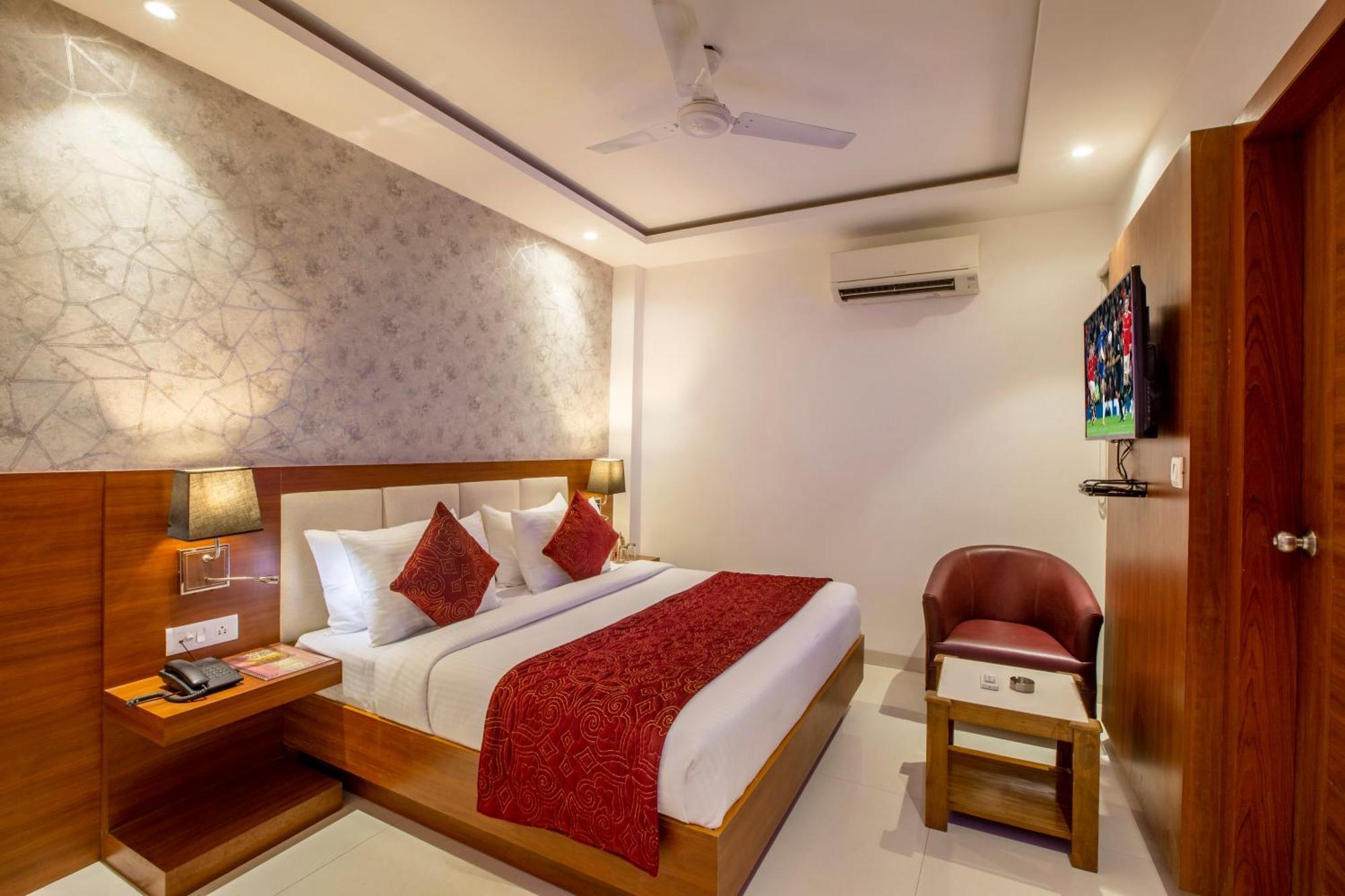 Hotel Arch Suites - Near Aerocity Νέο Δελχί Εξωτερικό φωτογραφία