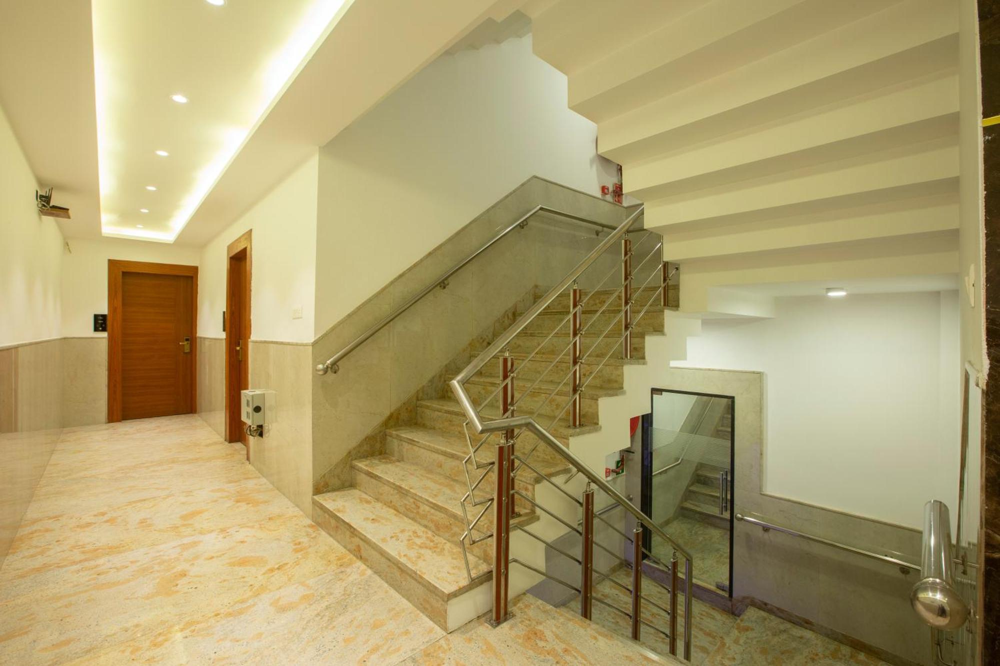 Hotel Arch Suites - Near Aerocity Νέο Δελχί Εξωτερικό φωτογραφία